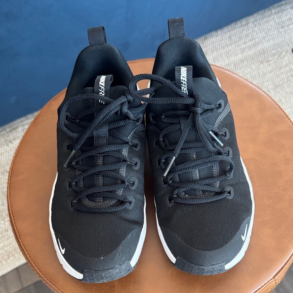 Nike Women's Free Metcon 6 Training Shoes Size: 6.5 - Picture 2 of 6